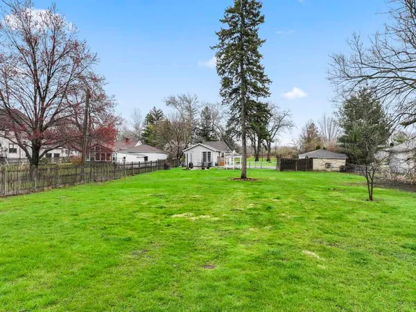 $285,000 | 4616 River Drive, Lisle, IL 60532