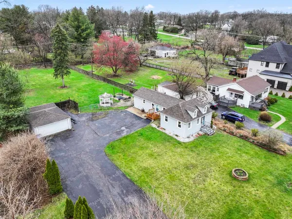$285,000 | 4616 River Drive, Lisle, IL 60532