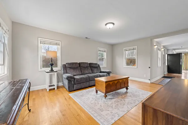 $285,000 | 4616 River Drive, Lisle, IL 60532
