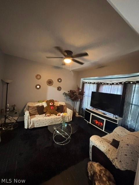7112 Ottawa Road Cleveland, OH 44105 - Photo 4 of 22 Gallery Image 4