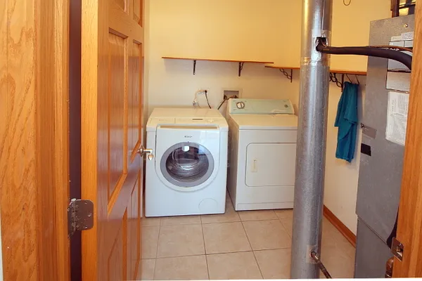 $2,350 | 6560 West Diversey Avenue, Unit 516, Chicago, IL 60707
