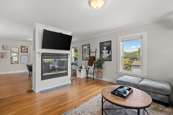 $3,500 | 589 Willard Street, Unit 2, Quincy, MA 02169
