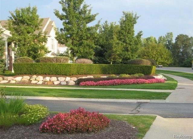 1830 Flagstone Circle, Unit 39 Rochester, MI 48307 - Photo 29 of 31 GetMedia (9).jpg