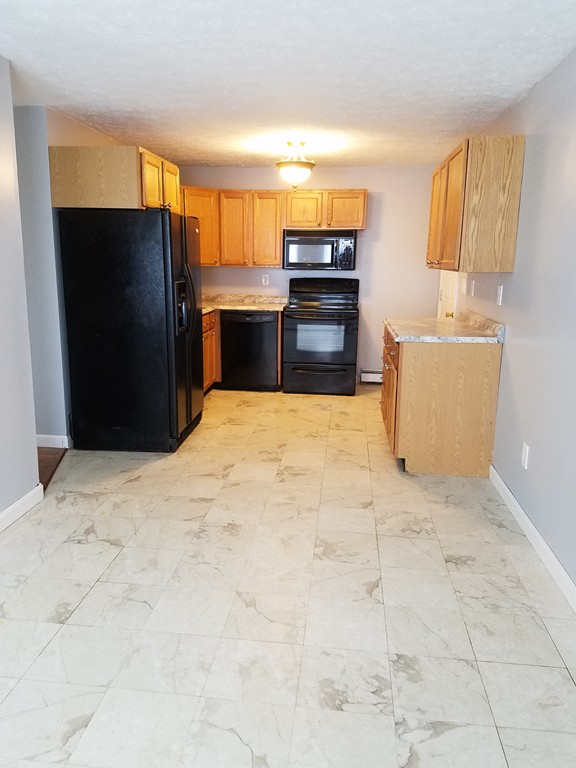 75 Marshall Road Fitchburg, MA 01420 - Photo 2 of 15 Gallery Image 2