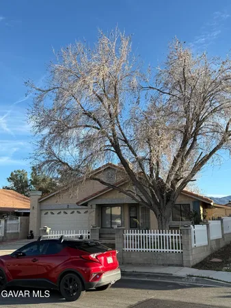 $430,000 | 3542 East Ave R 10, Palmdale, CA 93550