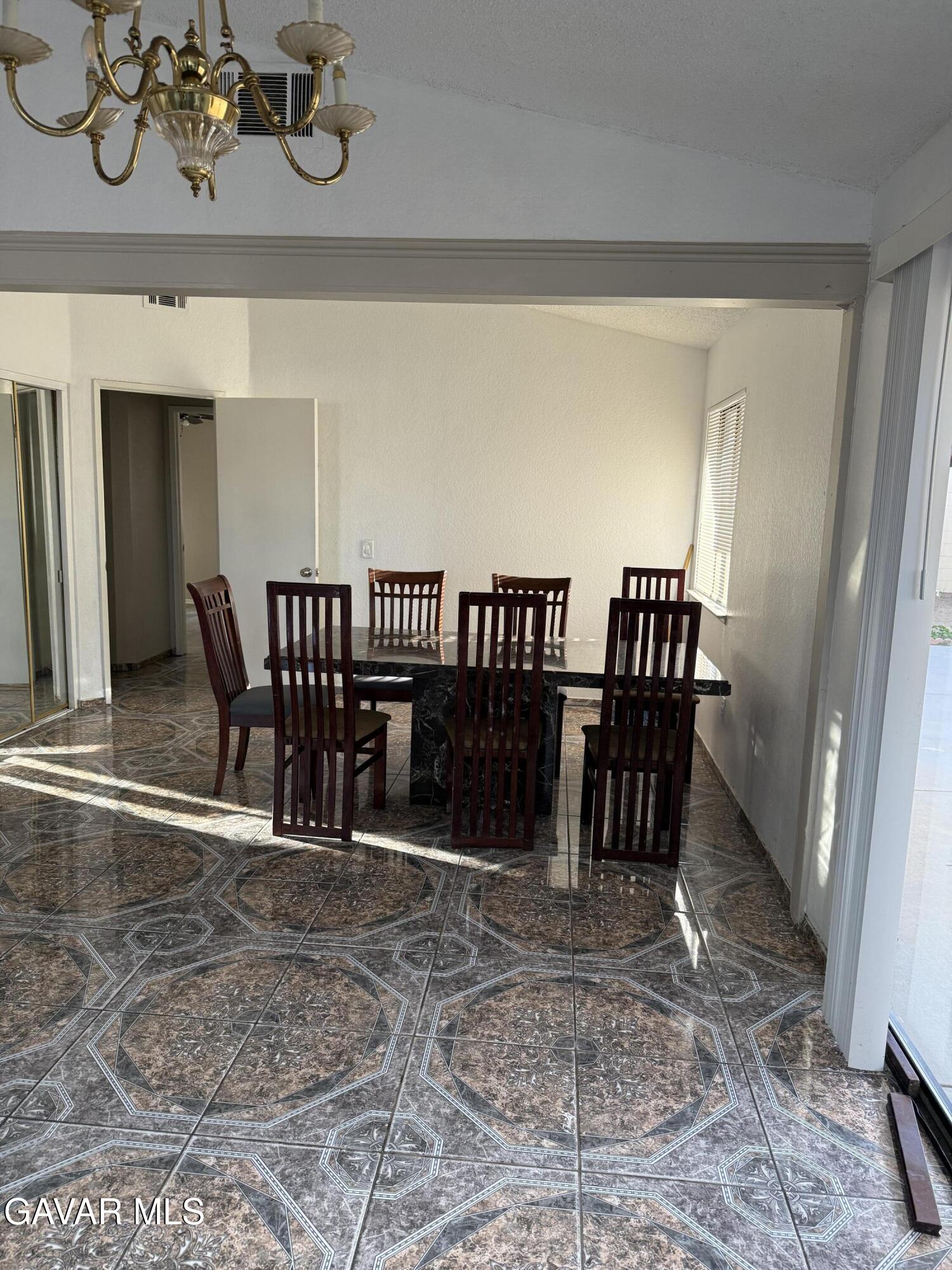 3542 East Ave R 10 Palmdale, CA 93550 - Photo 5 of 20 IMG_3741