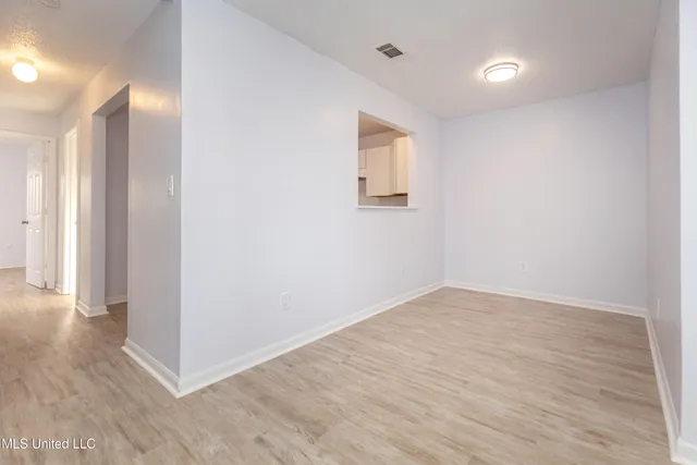 $950 | 8429 Highway 613, Unit 4, Moss Point, MS 39562