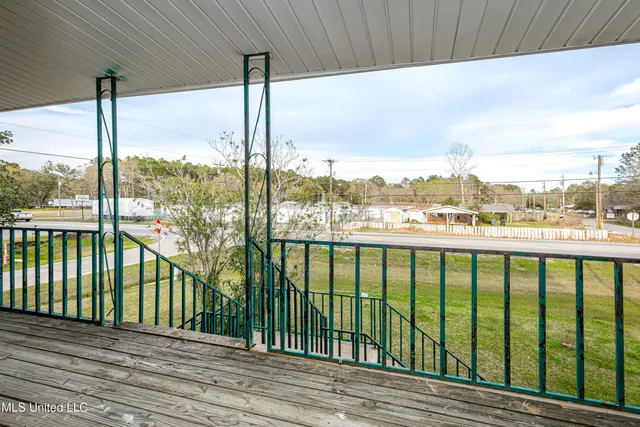 $950 | 8429 Highway 613, Unit 4, Moss Point, MS 39562