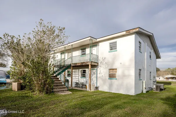 $850 | 8429 Highway 613, Unit 4, Moss Point, MS 39562