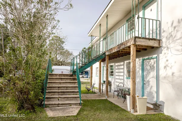 $850 | 8429 Highway 613, Unit 4, Moss Point, MS 39562