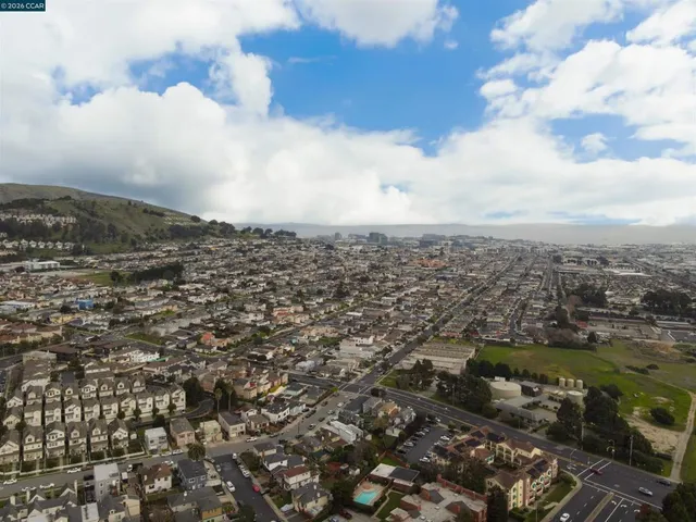 $649,888 | 952-952 Mission Road, South San Francisco, CA 94080