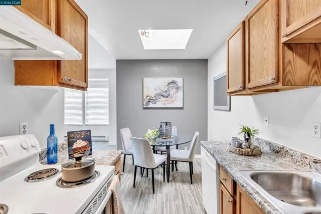 $649,888 | 952-952 Mission Road, South San Francisco, CA 94080