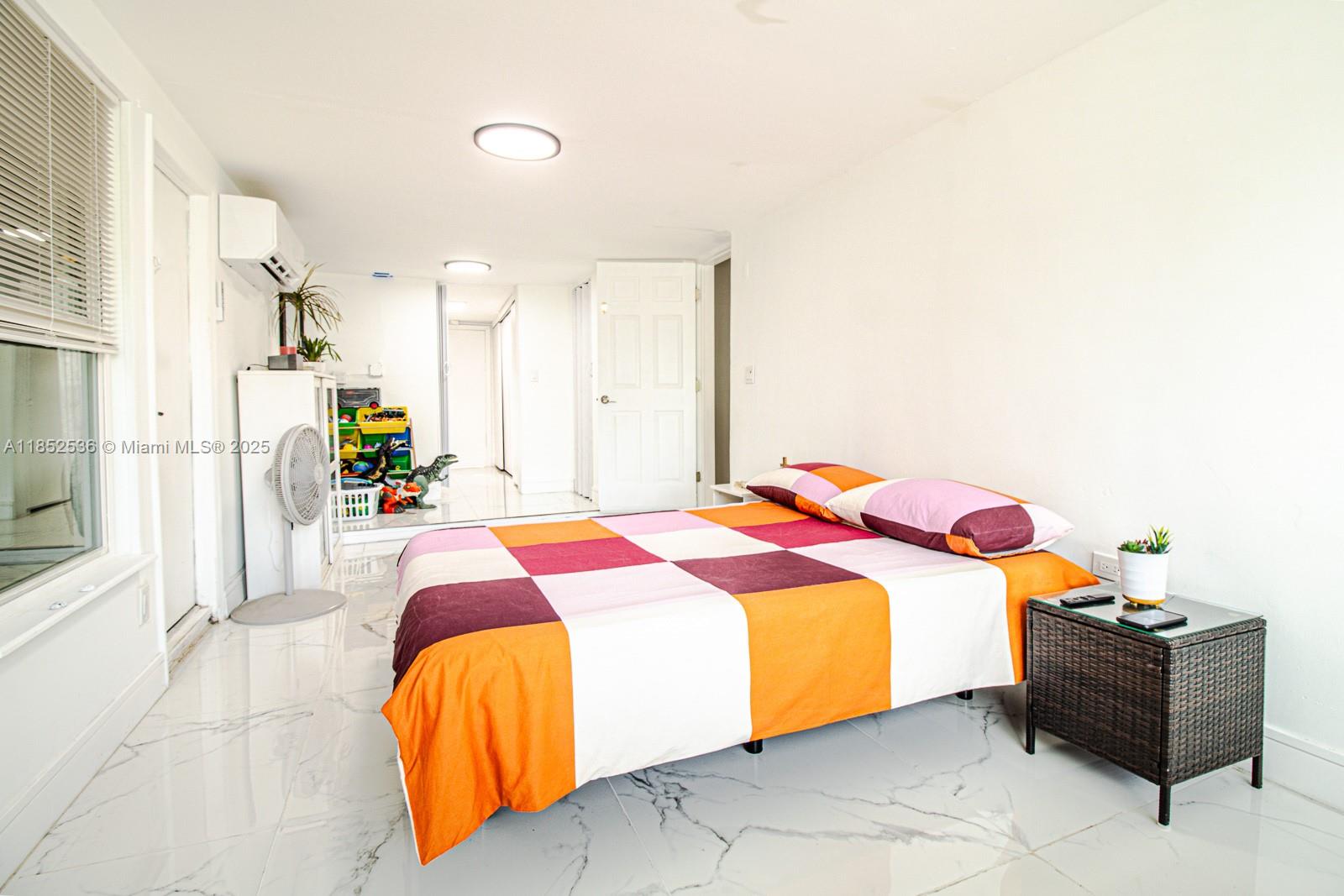 5601 Southwest 38th Street Davie, FL 33314 - Photo 11 of 15