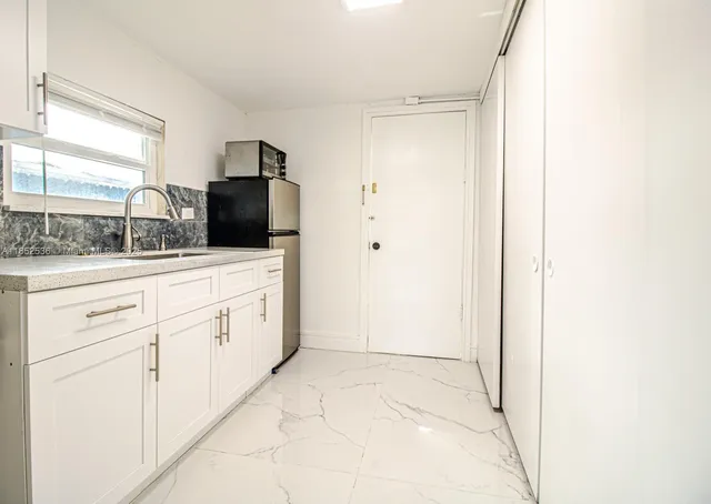 $549,000 | 5601 Southwest 38th Street, Davie, FL 33314