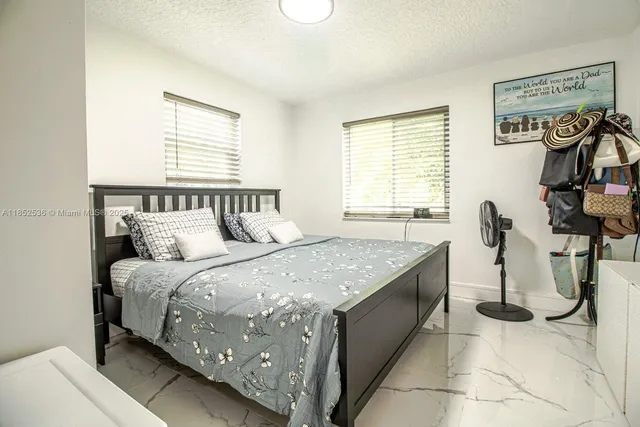 $549,000 | 5601 Southwest 38th Street, Davie, FL 33314