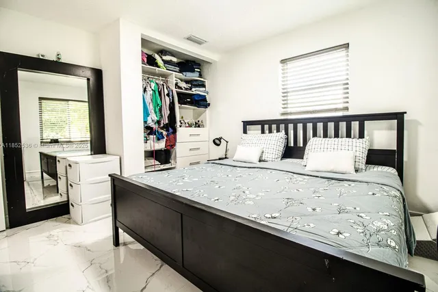 $549,000 | 5601 Southwest 38th Street, Davie, FL 33314