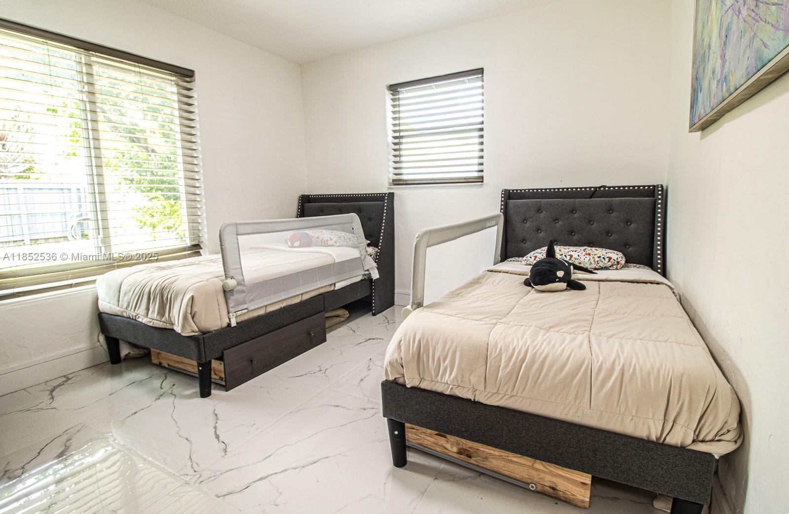 5601 Southwest 38th Street Davie, FL 33314 - Photo 7 of 15