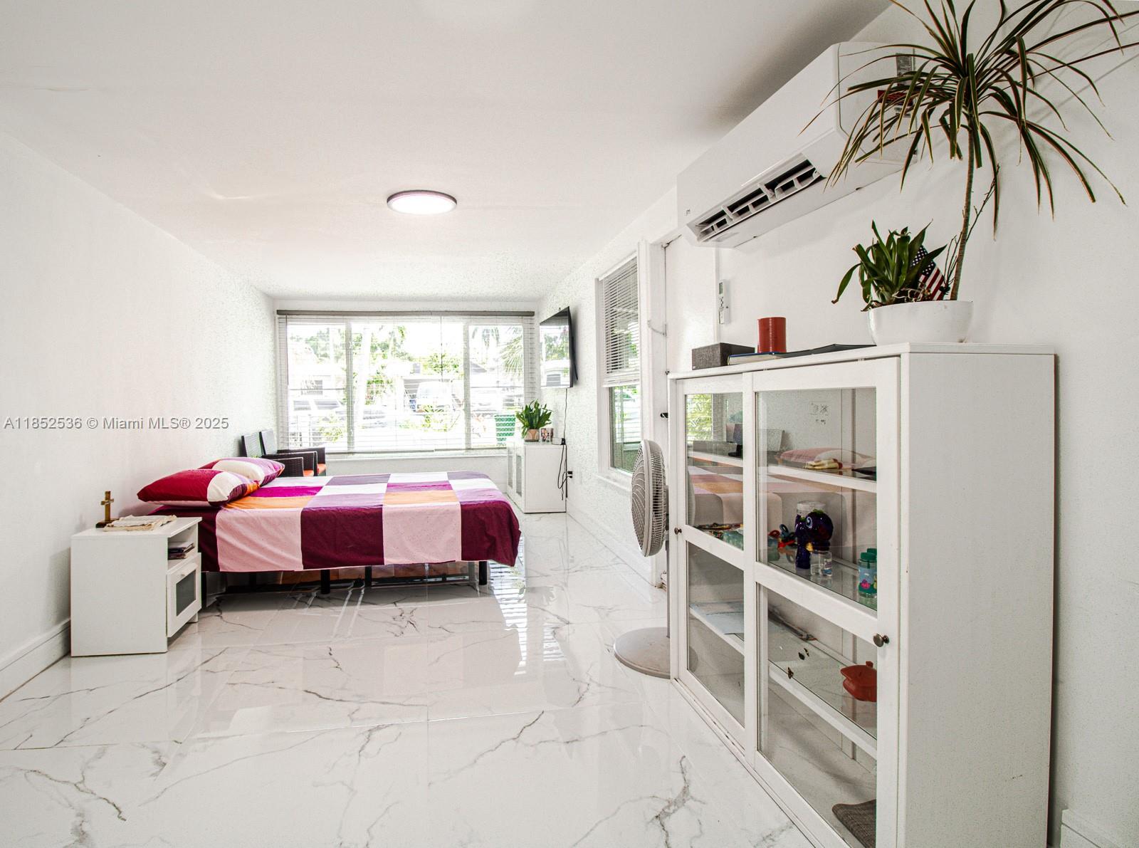 5601 Southwest 38th Street Davie, FL 33314 - Photo 10 of 15