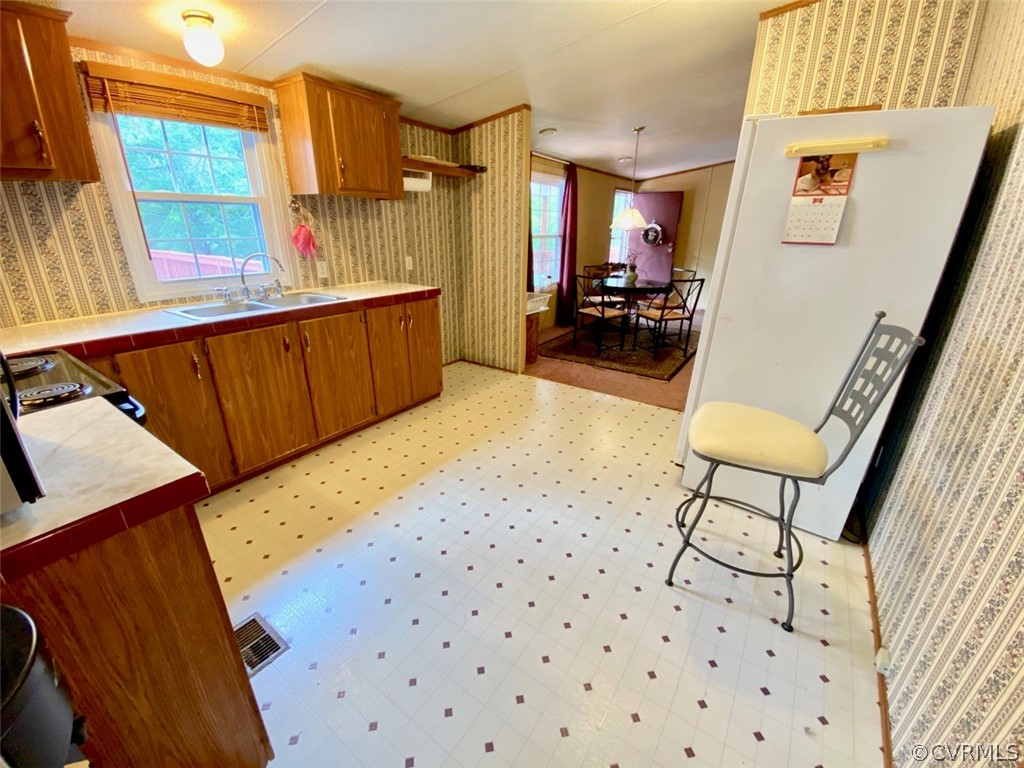 2531 Jennings Town Road Crewe, VA 23930 - Photo 8 of 46 Gallery Image 8
