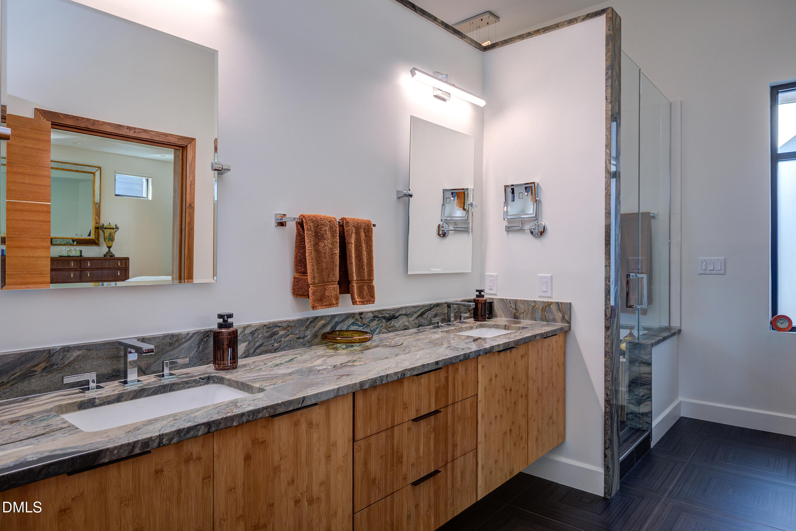 707 Chamberlain Street Raleigh, NC 27607 - Photo 32 of 49 8L4A1994_5_6_web