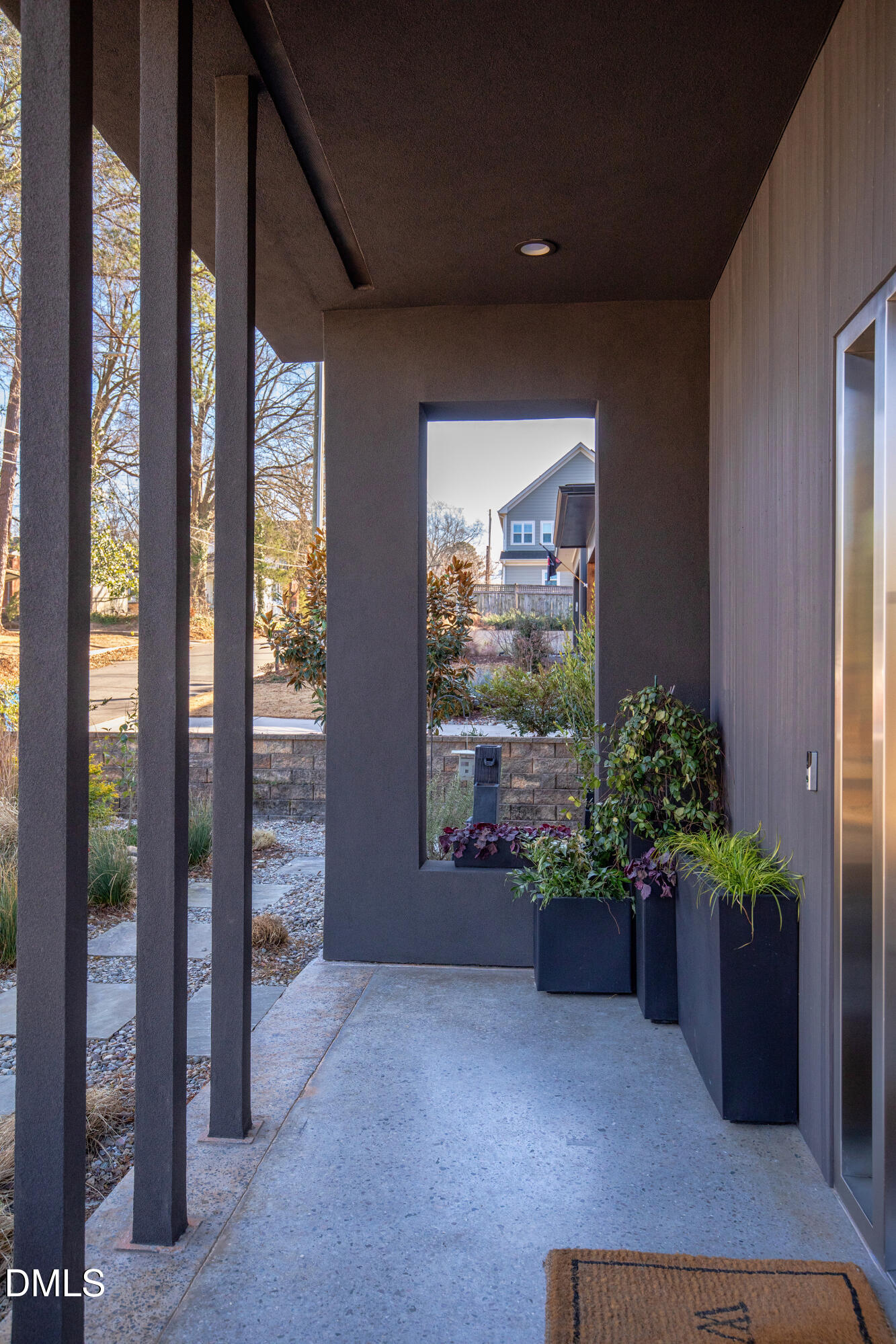 707 Chamberlain Street Raleigh, NC 27607 - Photo 4 of 49 8L4A2345_web