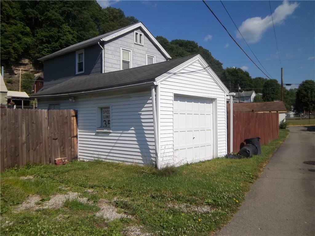 305 Ridge Avenue Kittanning, PA 16201 - Photo 1 of 8 Gallery Image 1