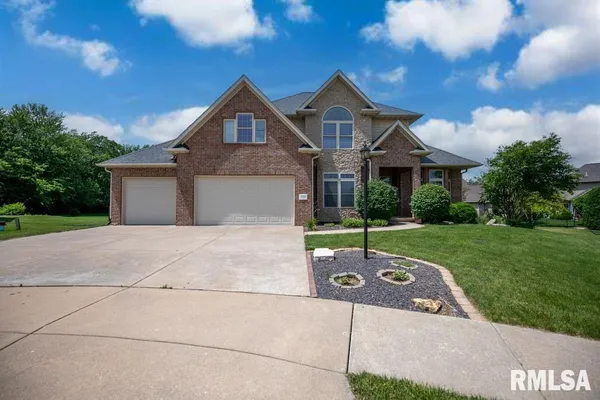 $599,900 | 3519 West Oak Creek Court, Dunlap, IL 61525