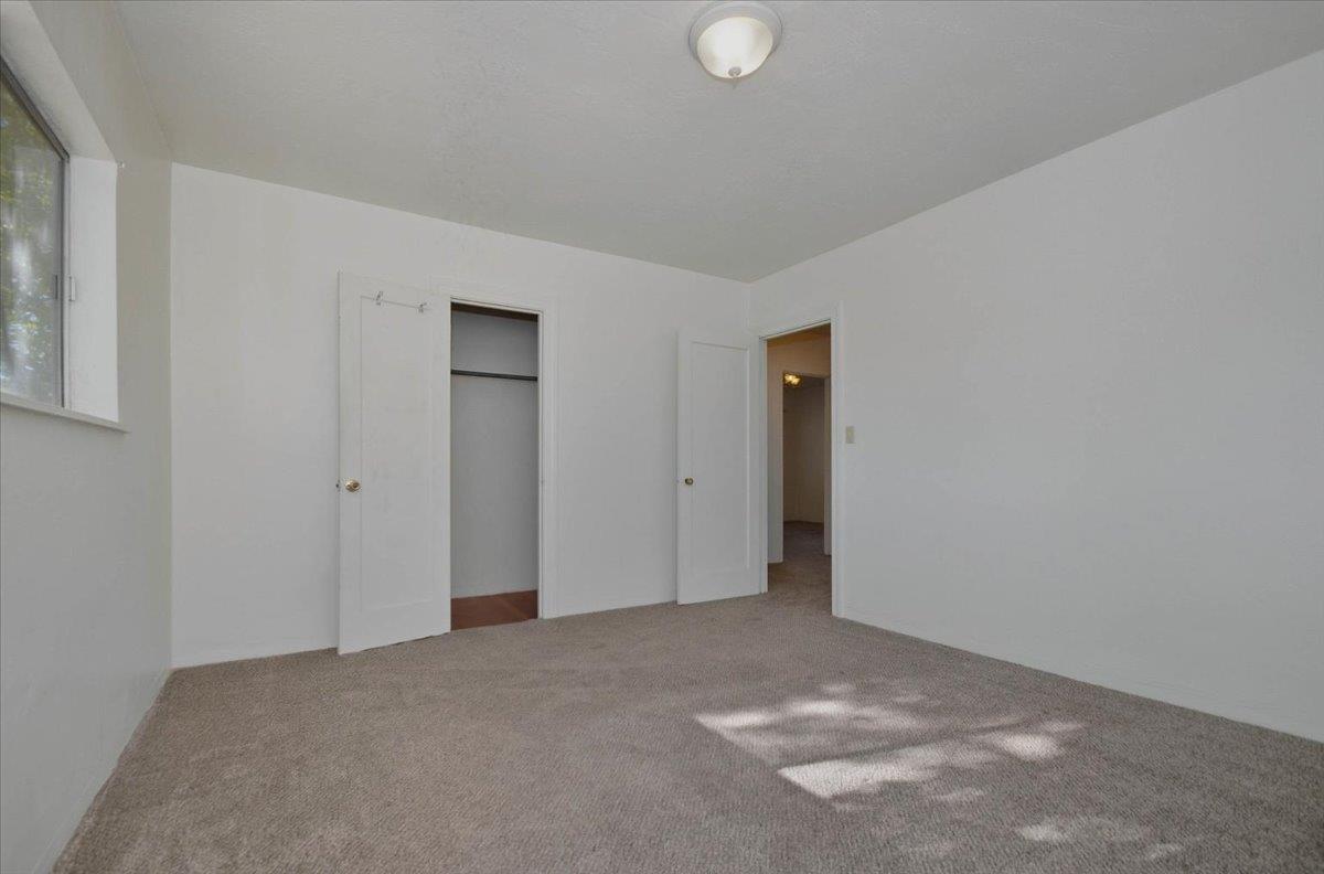 90 Gopher Flat Road Sutter Creek, CA 95685 - Photo 31 of 43 a view of an empty room and window