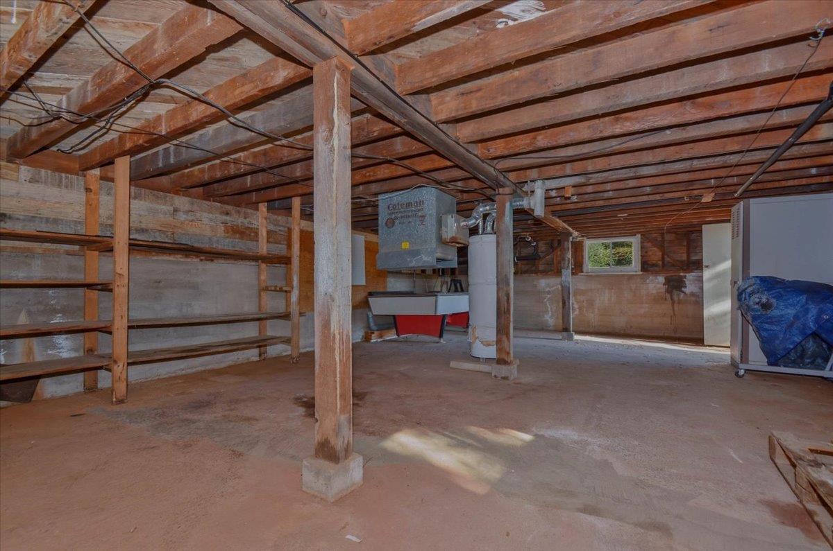 90 Gopher Flat Road Sutter Creek, CA 95685 - Photo 43 of 43 a view of empty room