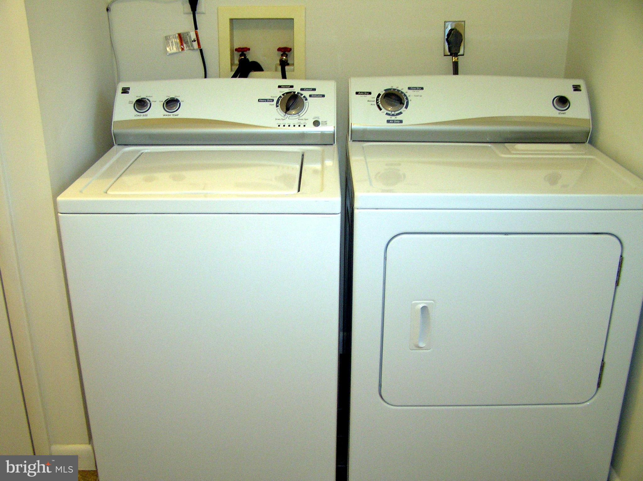 4611 Bethlehem Road Preston, MD 21655 - Photo 19 of 26 a utility room with dryer and washer