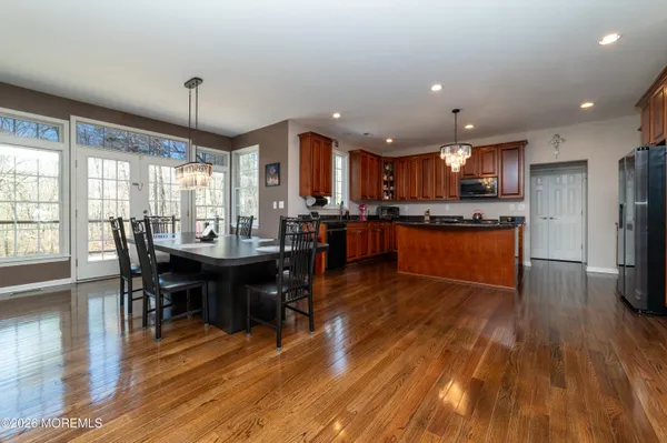 $1,100,000 | 19 Lakeside Drive, Jackson, NJ 08527