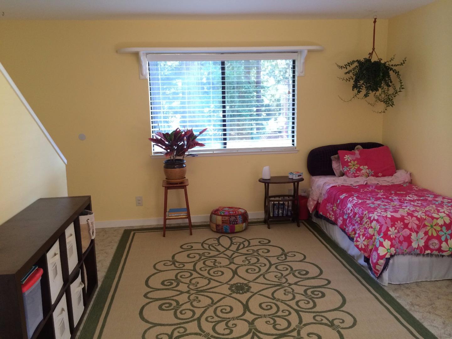 97 Mountain View Road Santa Cruz, CA 95065 - Photo 8 of 33 Gallery Image 8
