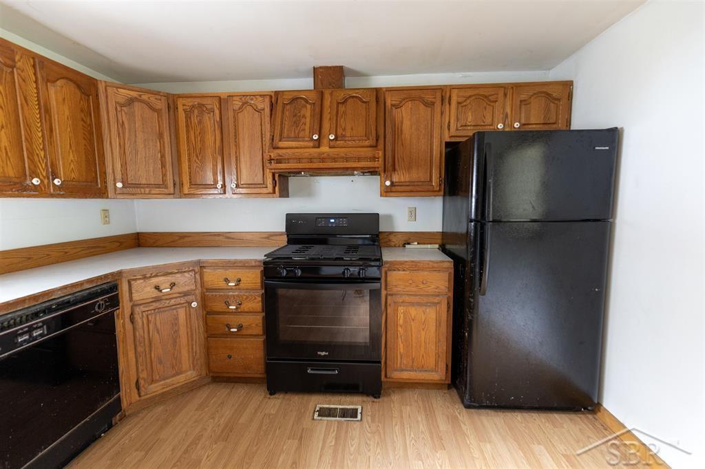 3145 East Shaffer Road Midland, MI 48642 - Photo 9 of 26