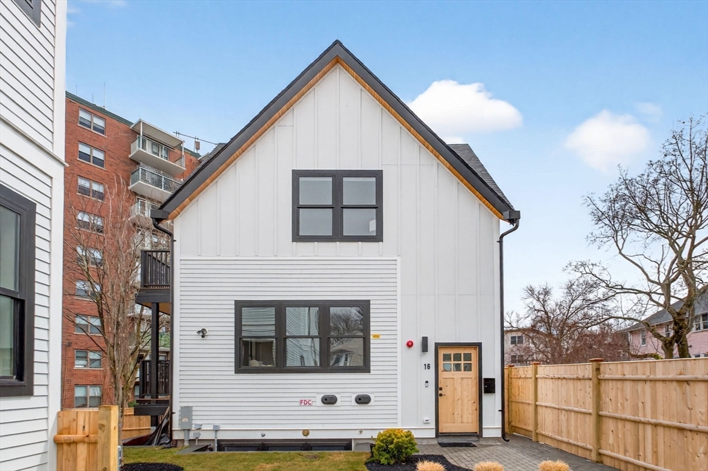 16 Hamlet Street, Unit 16 Somerville, MA 02143 - Photo 34 of 37