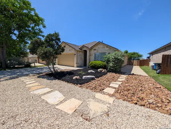 $2,095 | 2937 Post Oak Circle, New Braunfels, TX 78130