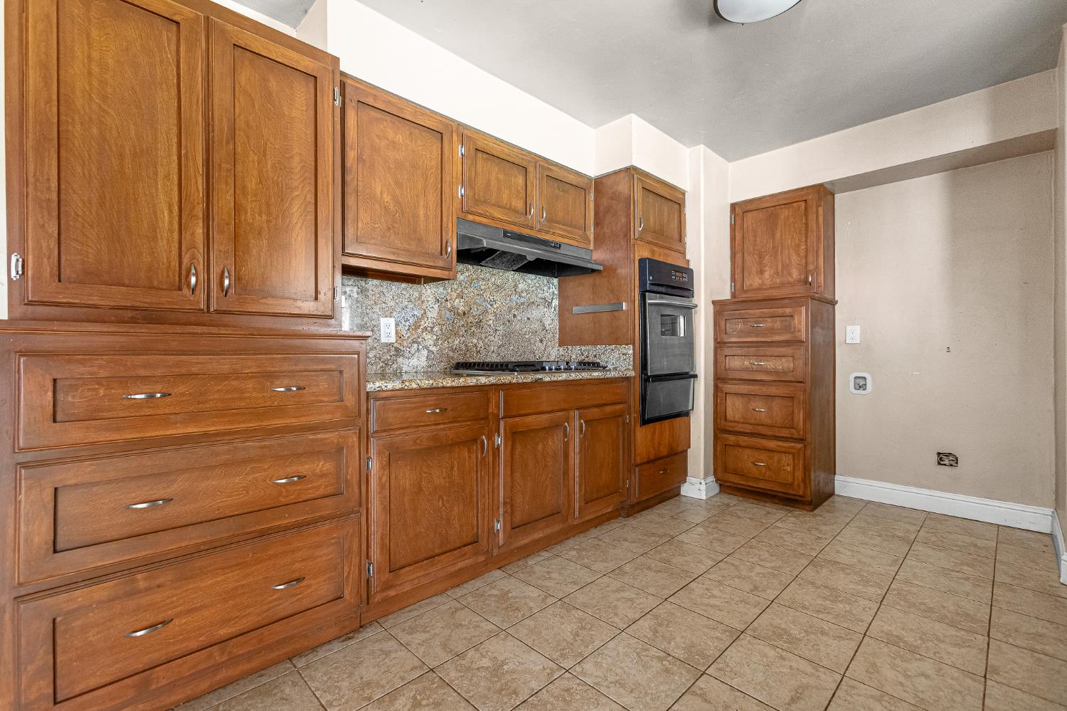 4800 Oak Hill Road Placerville, CA 95667 - Photo 9 of 31