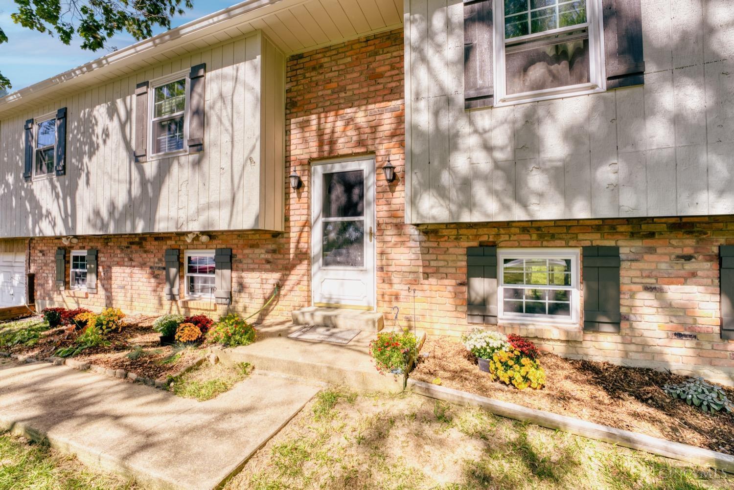 6177 Cook Road Loveland, OH 45140 - Photo 4 of 47 Gallery Image 4
