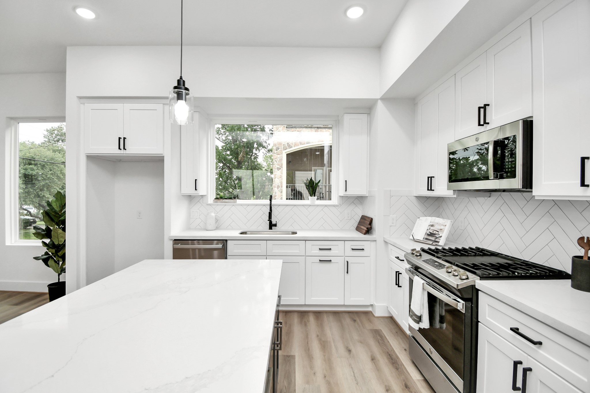 4804 Elysian Street, Unit D Houston, TX 77009 - Photo 19 of 44