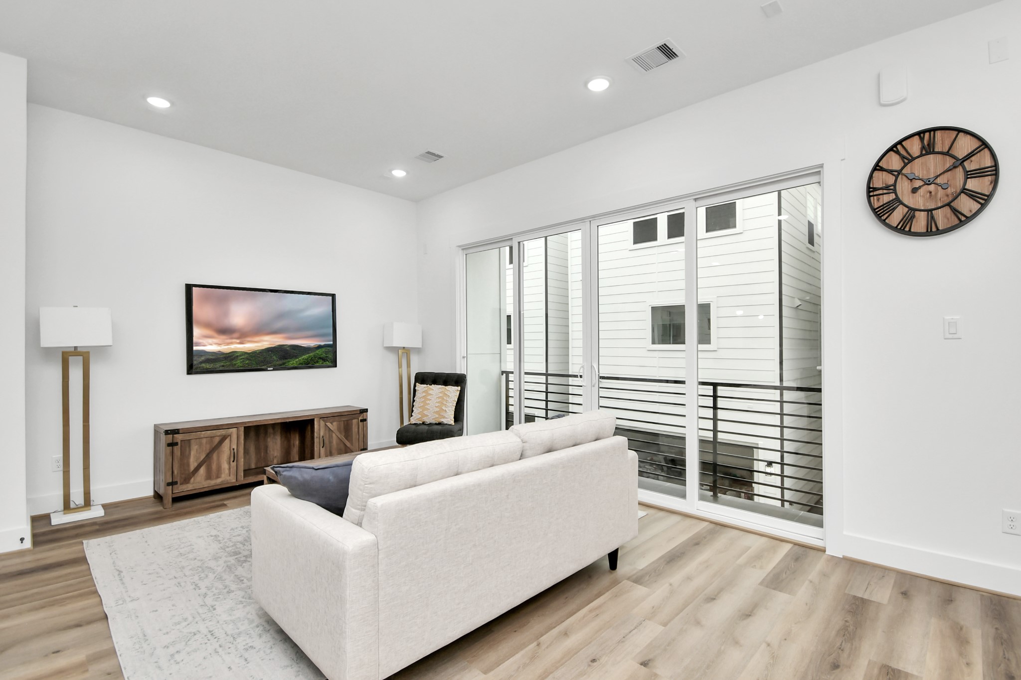 4804 Elysian Street, Unit D Houston, TX 77009 - Photo 8 of 44