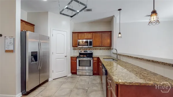 $2,000 | 440 Cantle Drive, Richmond Hill, GA 31324