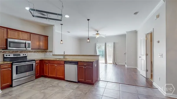 $2,000 | 440 Cantle Drive, Richmond Hill, GA 31324