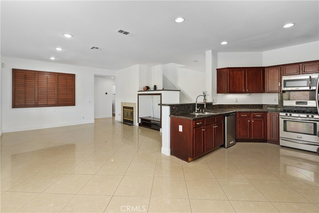 6765 Borges Street Eastvale, CA 92880 - Photo 16 of 40