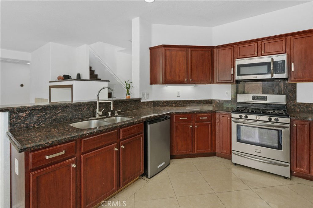 6765 Borges Street Eastvale, CA 92880 - Photo 19 of 40