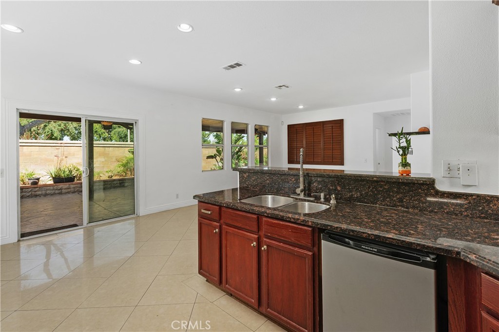 6765 Borges Street Eastvale, CA 92880 - Photo 20 of 40