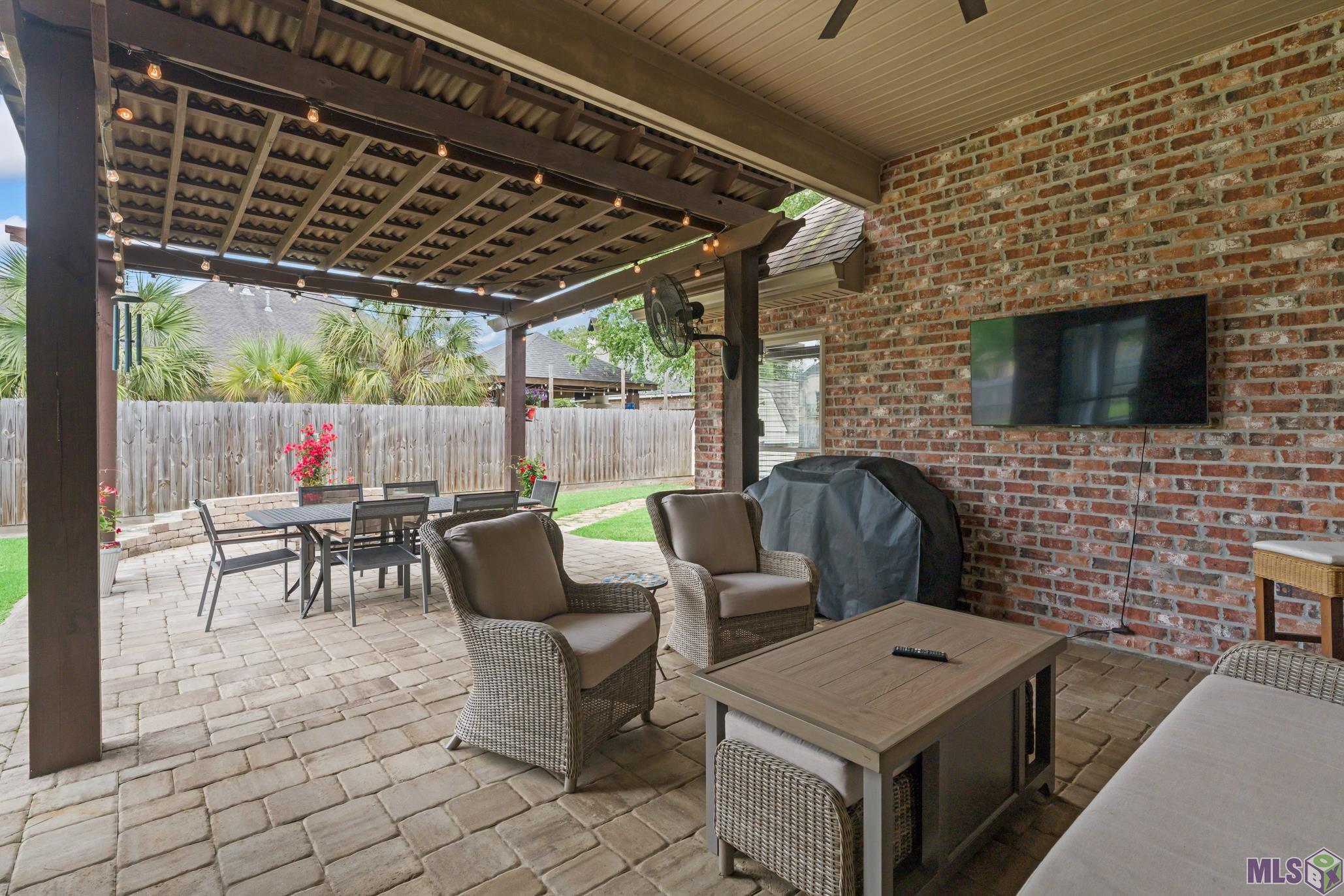 75 Robyn Place Mandeville, LA 70471 - Photo 9 of 15