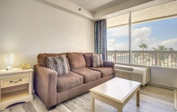 $87,900 | 2700 North Atlantic Avenue, Unit 421, Daytona Beach, FL 32118