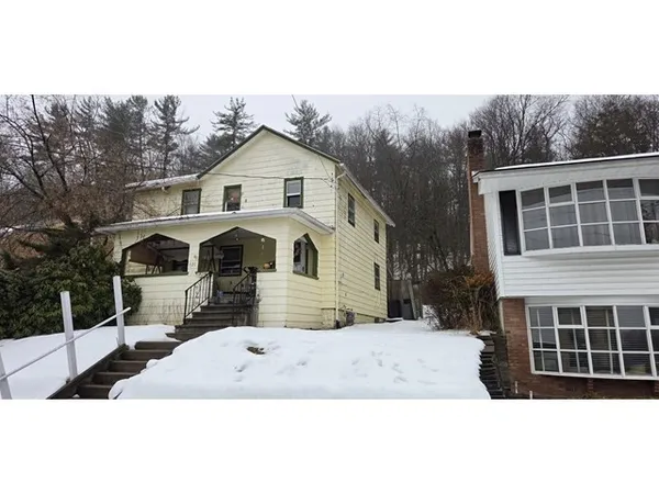 $109,900 | 520 Davis Avenue, Endicott, NY 13760