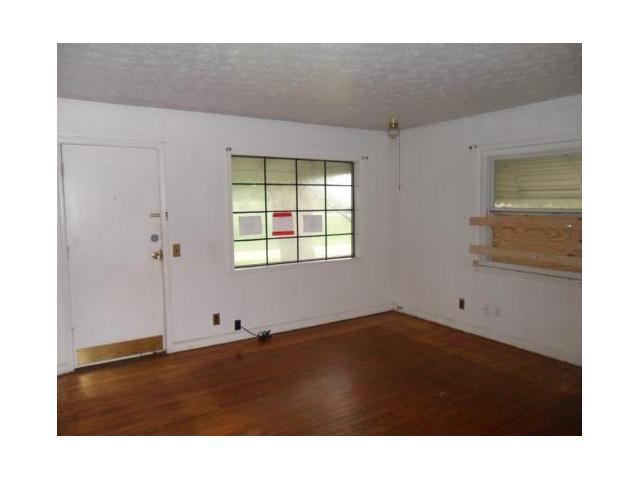 3825 Strack Road Columbus, OH 43207 - Photo 7 of 10
