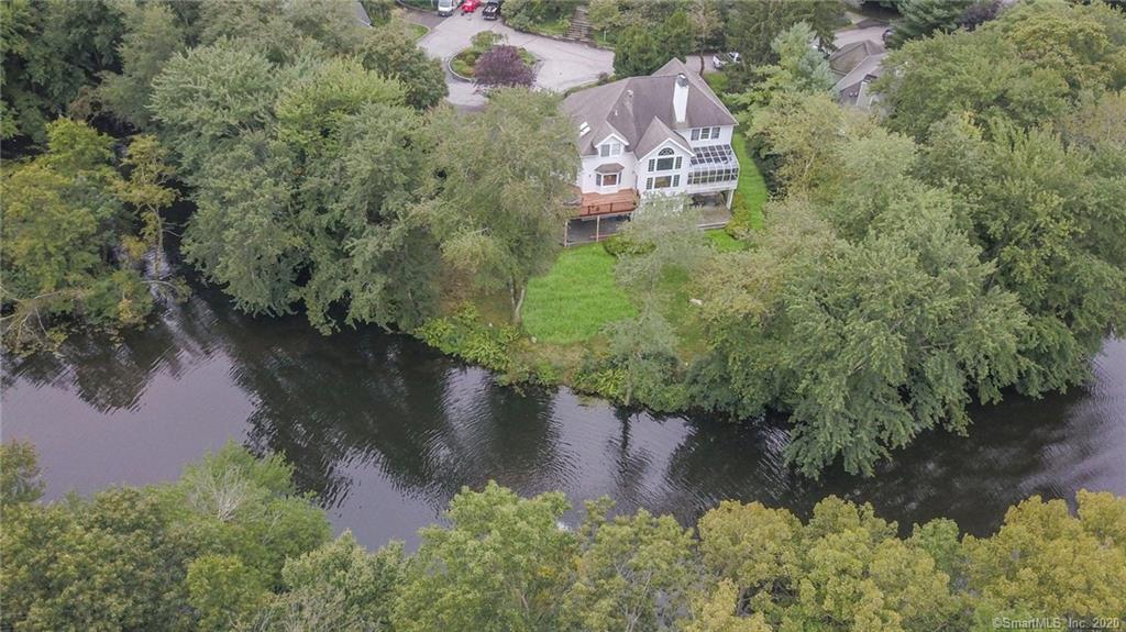 181 Turn Of River Road, Unit 10 Stamford, CT 06905 - Photo 1 of 1