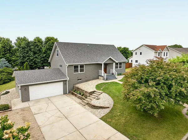 $499,000 | 613 Windlach Street, New Glarus, WI 53574